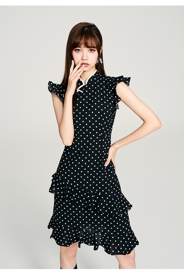 马克华菲fairwhale creative urbanwear 时尚设计感裙子洋气连衣裙