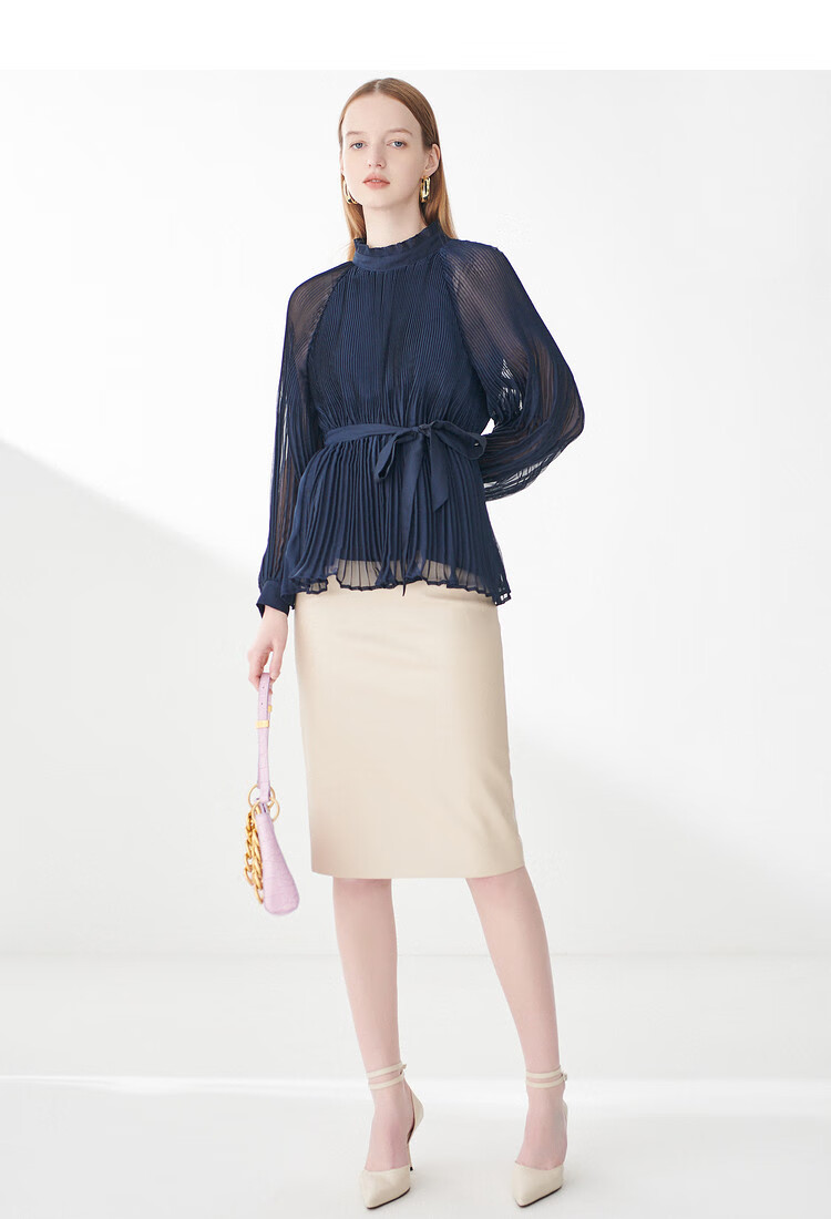 诗篇psalter 影儿女装2021春季新款欧根纱百褶复古灯笼袖女上衣 浅咖