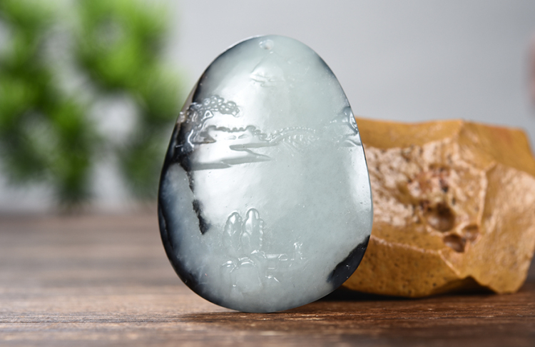 【孤品】 千尺山 新疆和田玉黑皮籽料山水风景挂件吊坠 玉石玉坠玉佩