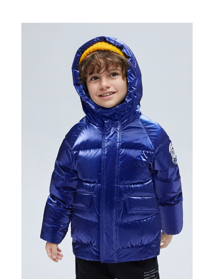 波司登bosideng 【新款】男童短款时尚连帽童装羽绒服 黑色 130/64