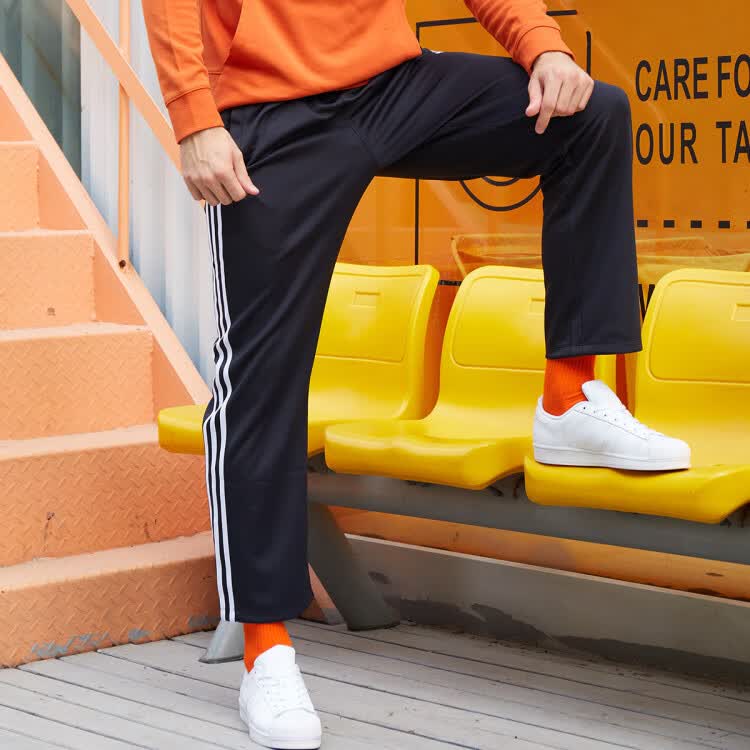 阿迪达斯adidas 男士三条杠logo刺绣潮流春季百搭男士裤子运动裤休闲