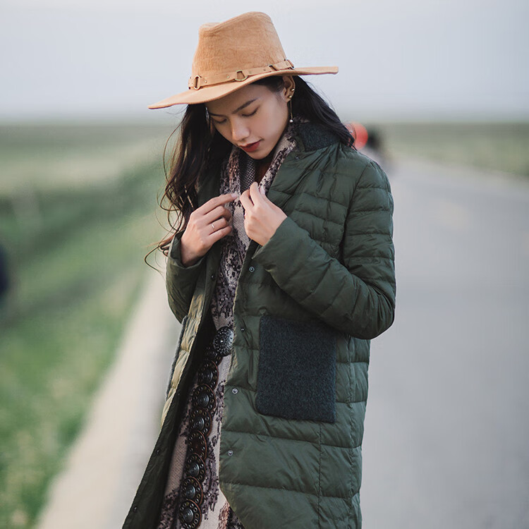 artka21年秋冬新款90白鸭绒拼接简约修身羽绒服女中长款设计款森林绿m