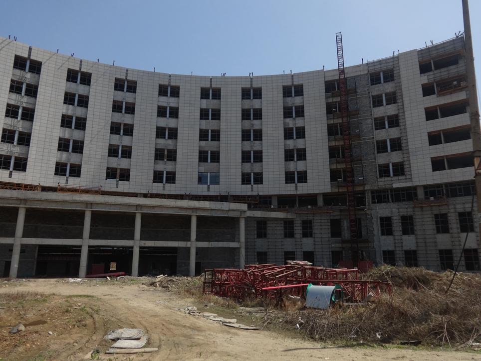 变卖丹东市新区医院在建工程及相应土地使用权整体拍卖