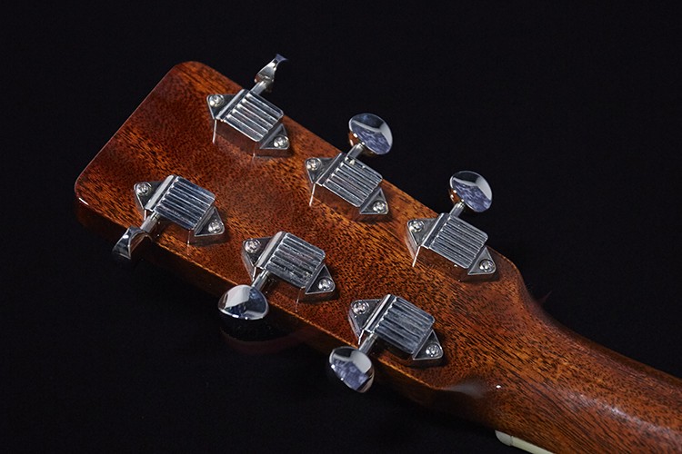 世音琴行 马丁martin d18/d28e hd28/v/d35/hd35电箱全单民谣吉他 d28