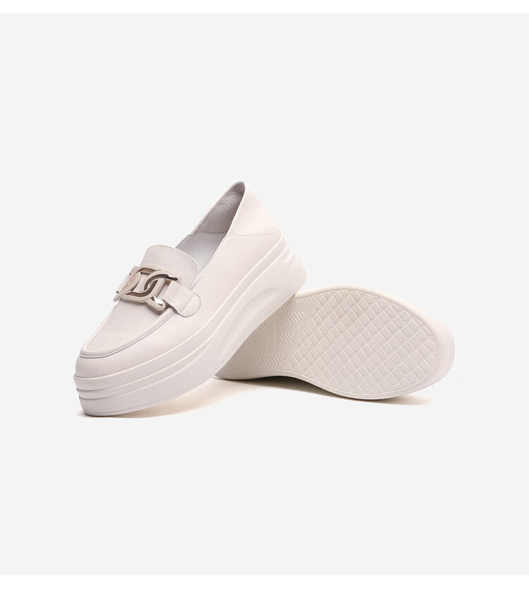 沙驰satchi新品柔软牛皮革别致扣饰超轻增高厚底小白鞋乐福鞋单鞋休闲