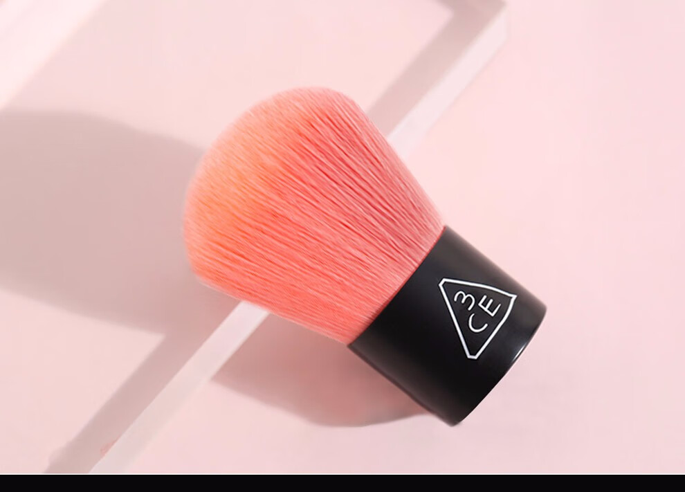 3ce brush 粉色化妆刷 散粉腮红单支初学者化妆工具刷子散粉刷 大刷头