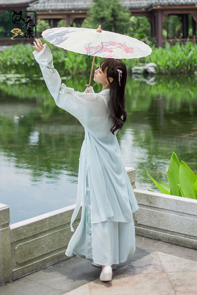 潮无界新款绣花汉服女 古装成人礼对襟大摆裙中国风学生古风裙齐胸