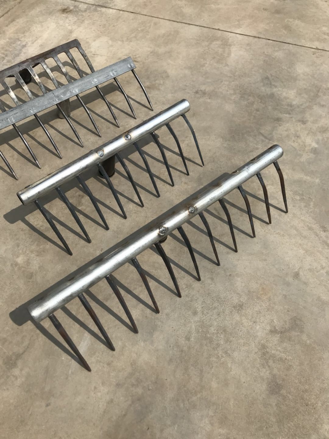 九齿钉耙平地松土搂地耙子农具种菜草坪平整地块农用工具耙子长柄 3