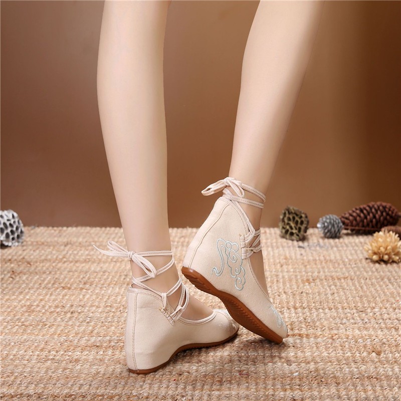 女民族风古风鞋子汉服鞋底布鞋女绣花内增高单排扣绑带广场舞蹈布鞋女