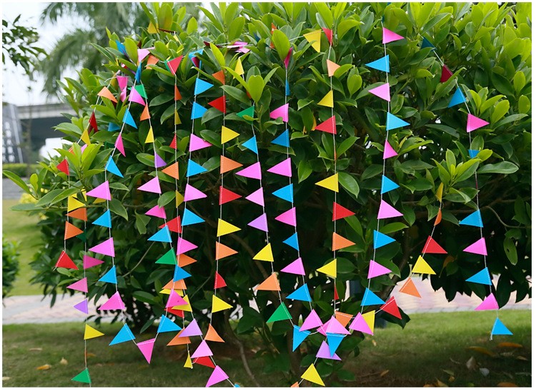 彩旗生日聚会派对幼儿园教室装扮周年毕业布置晚会活动彩色爱心云朵拉