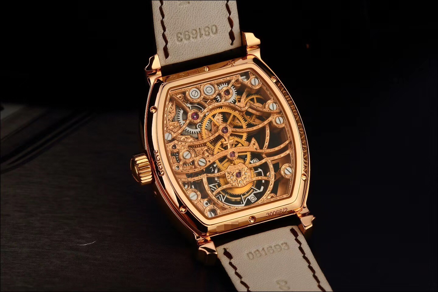 二手95新江诗丹顿马耳他系列18k玫瑰金陀飞轮镂空手动机械男表300670