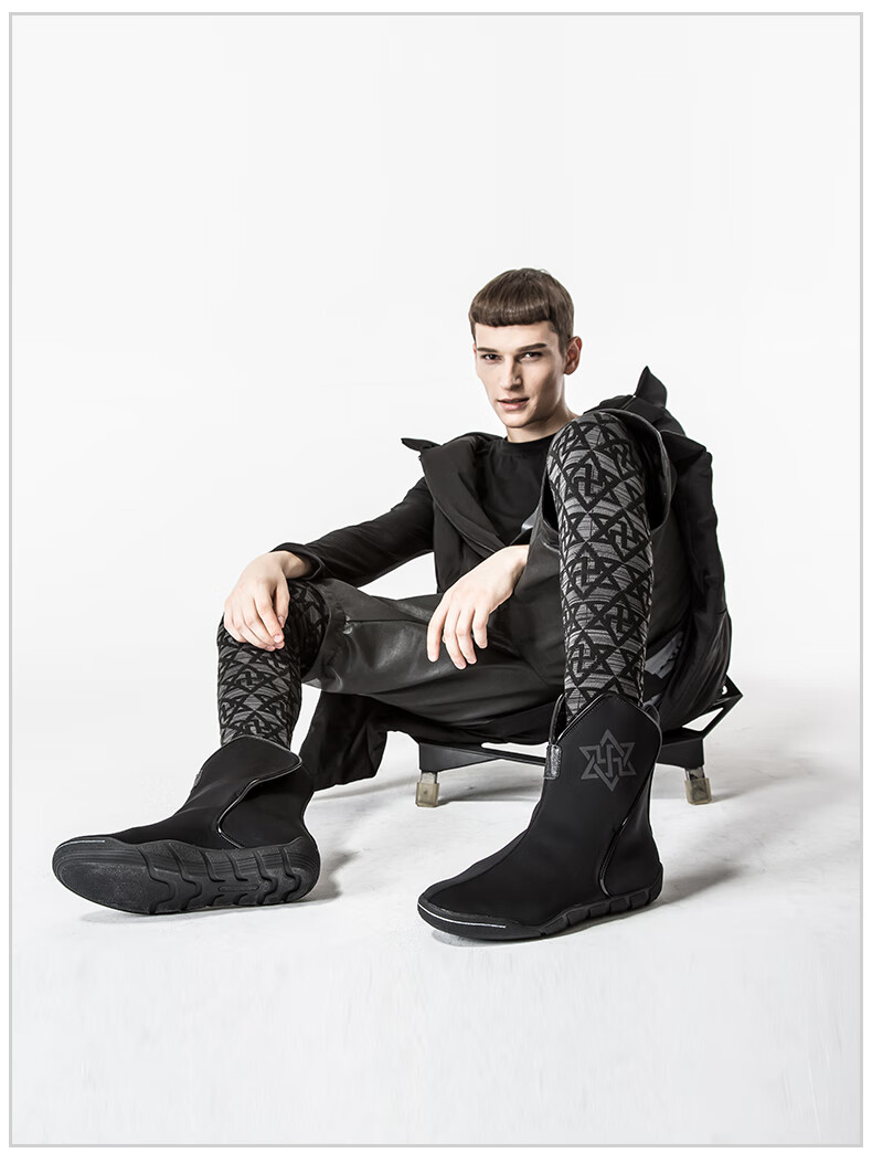 诺凡希 冬季新款雪地靴男士中筒时尚加绒保暖防滑男靴个性潮 太空黑