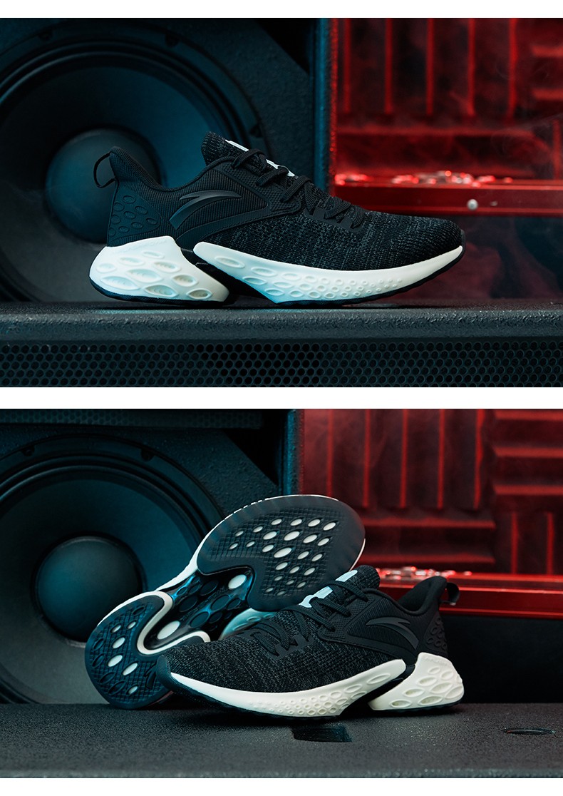 安踏男鞋运动鞋男春季新鞋虫洞科技跑鞋flashfoam网面舒适跑步鞋潮 黑