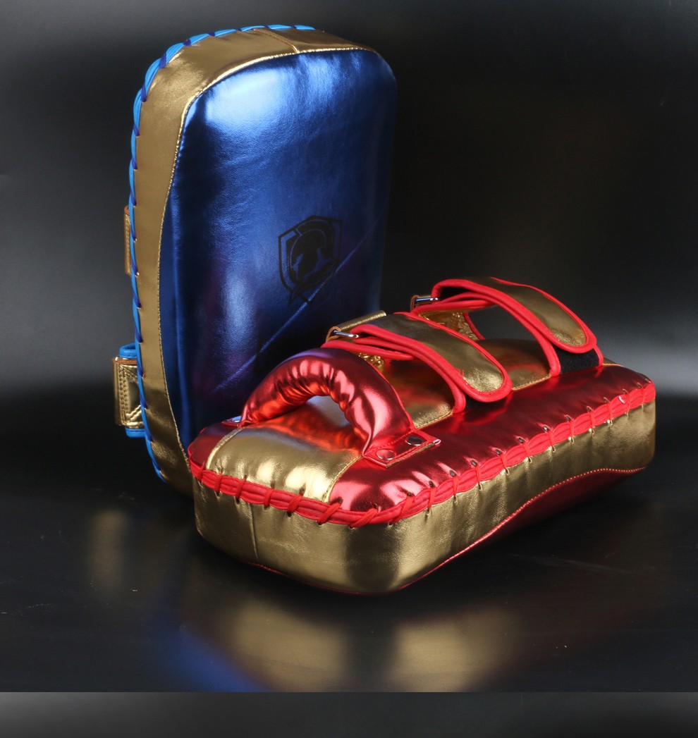 意立者加厚超纤皮精准靶拳击速度靶散打拳靶弧形手靶脚靶小手靶子拳击