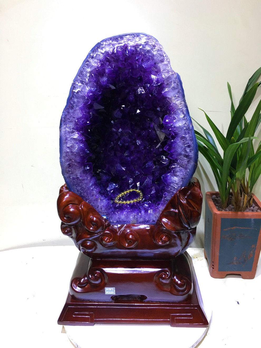 天然巴西紫水晶洞摆件原石乌拉圭紫晶洞聚宝盆