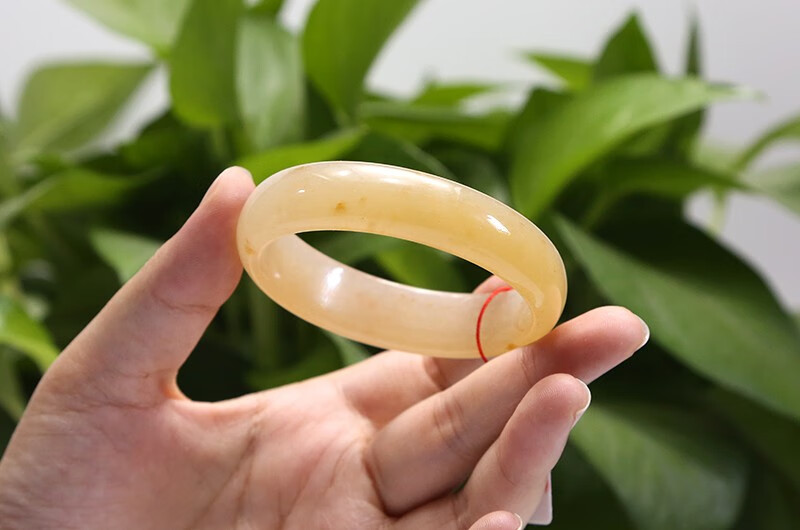 新疆阿勒泰天然金丝玉/黄色/宝石光/手镯子/54/55