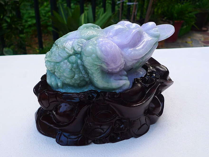 降价拍卖玉翩翩珠宝翡翠金蟾摆件179kg