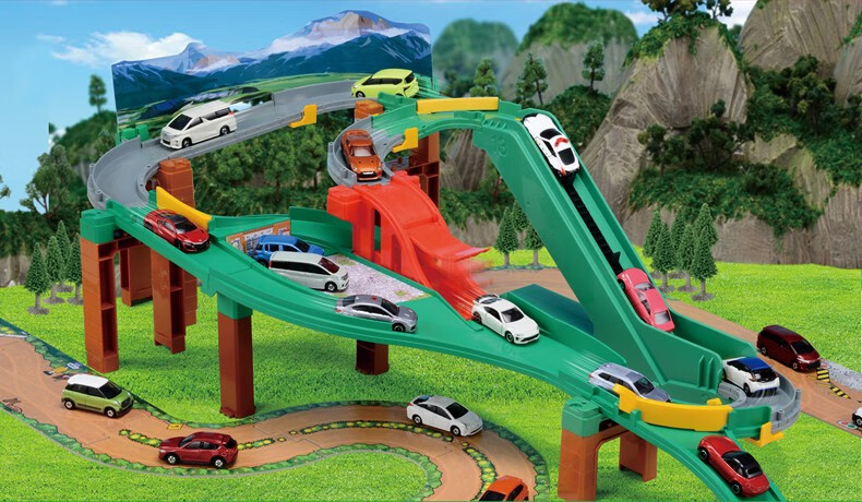 日本tomy多美卡汽车大楼停车场套装变形大楼儿童男孩玩具合金赛车轨道