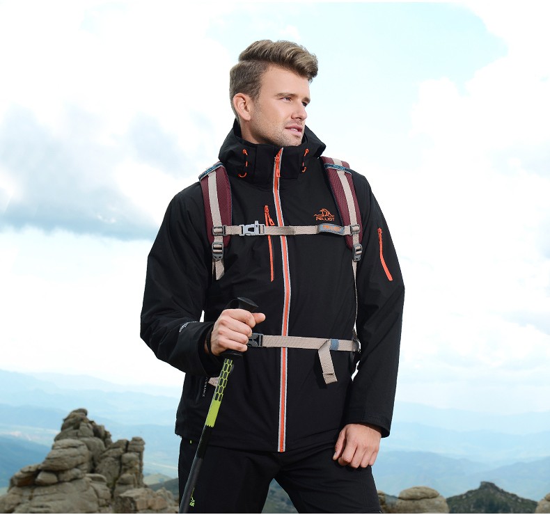 伯希和时尚户外冲锋衣 男女防水防风保暖透气两件套登山服 男深蓝色 m