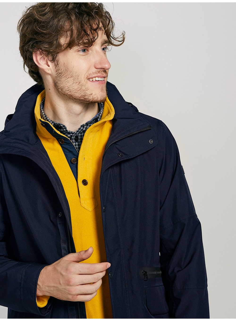 aigle艾高brasses男款gore-tex防水防风透汽夹克冲锋衣 深海军蓝 h