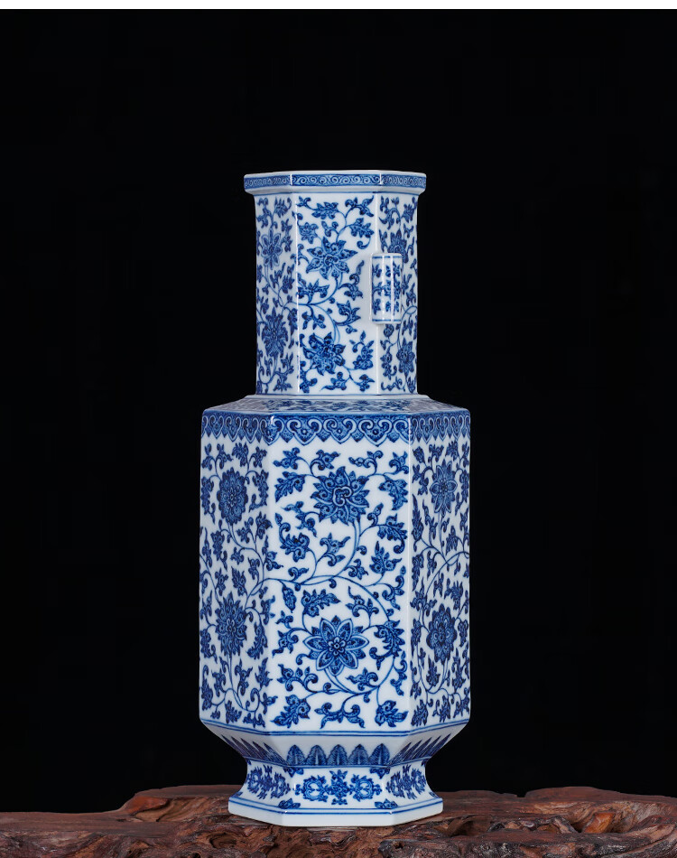 周胜堂 景德镇陶瓷器手绘青花缠枝莲六方花瓶新中式客厅装饰摆件