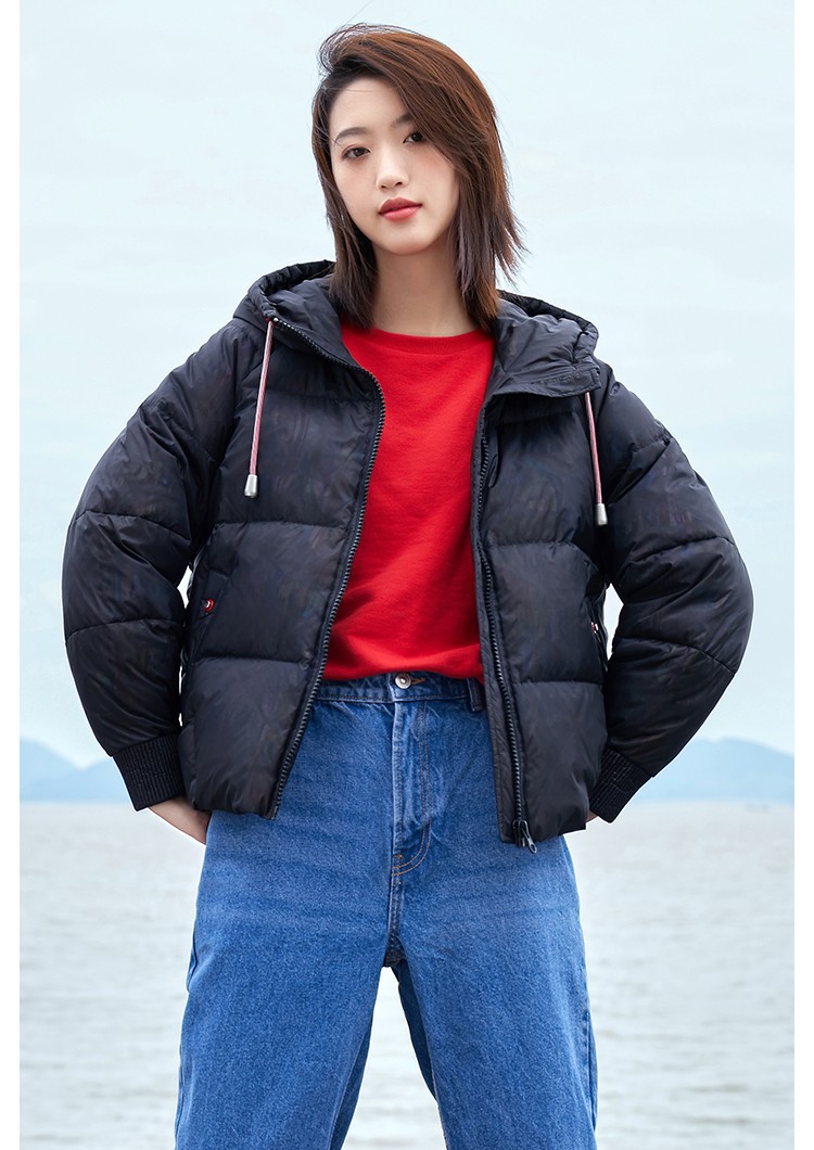 雪中飞羽绒服女短款2019新品外套 黑色 160