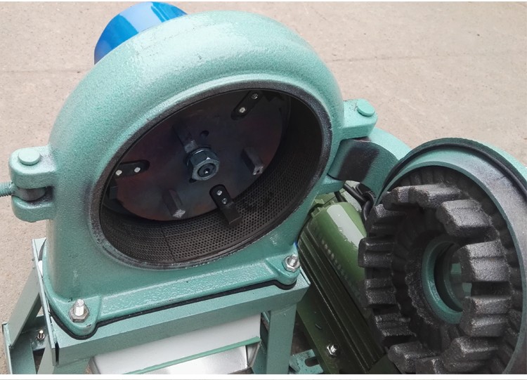 cklde新款15b型大型中药材辣椒大米锤头粉碎机商用电动磨粉机打粉机