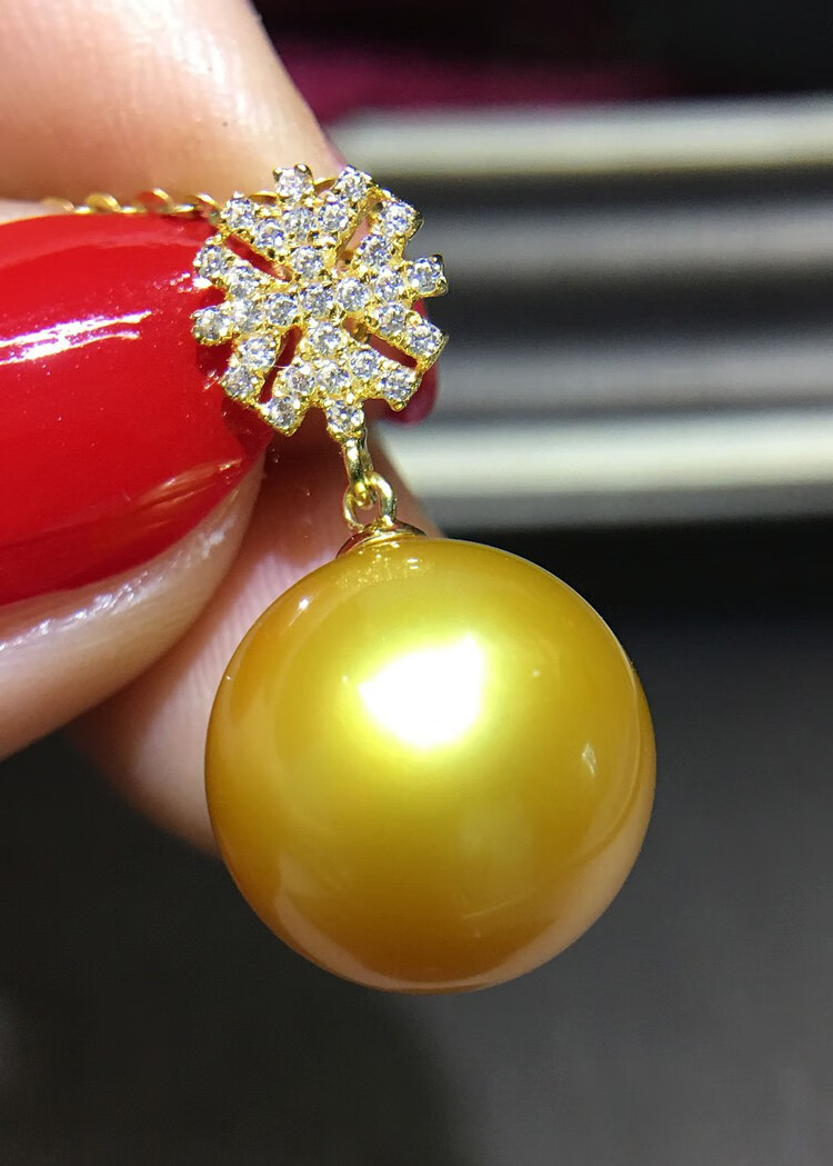 莫氏南洋金珠吊坠18k金钻石天然浓金色无优化海水珍珠吊坠正圆无暇极
