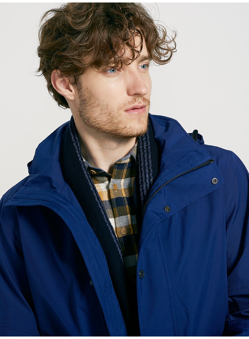 aigle艾高brasses男款gore-tex防水防风透汽夹克冲锋衣 深海军蓝 h