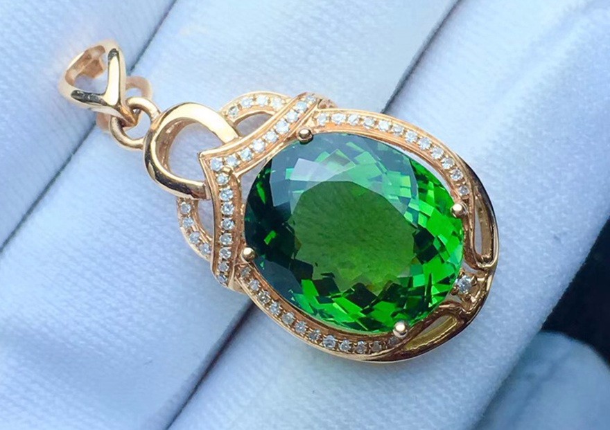 俊辰珠宝天然绿碧玺吊坠女18k金镶嵌全净体火彩好73克拉绿碧玺吊坠女