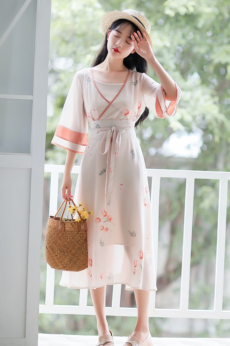 风清新碎花连衣裙2020夏季新品森女甜美五分袖百搭修身高腰中长裙8600