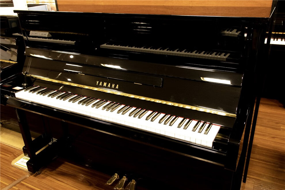 雅马哈(yamaha)钢琴 b113 b121 p118gc p121gc u1j 印尼制造原装进口