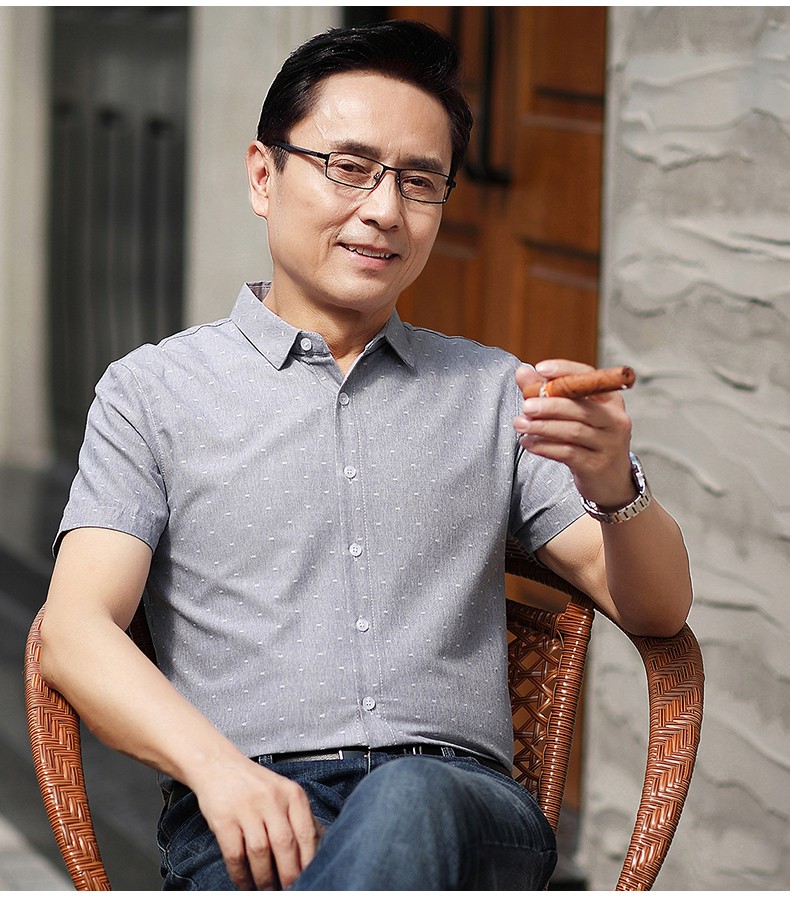 南极人父亲衣服休闲短袖衬衫男新品爸爸装夏装40-50岁商务衬衣薄款中