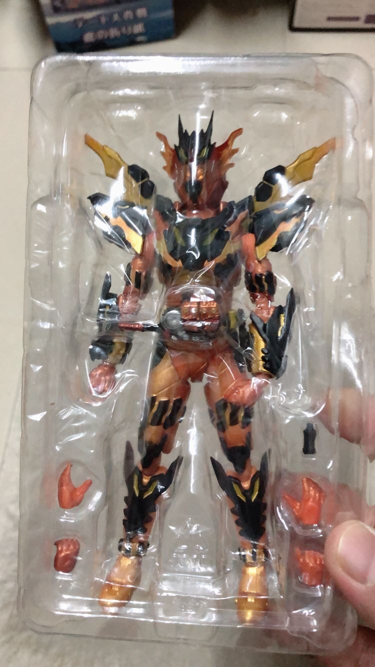 假面骑士手办 build 岩浆龙 万丈龙我 熔岩 可动 模型 摆件 假面骑士