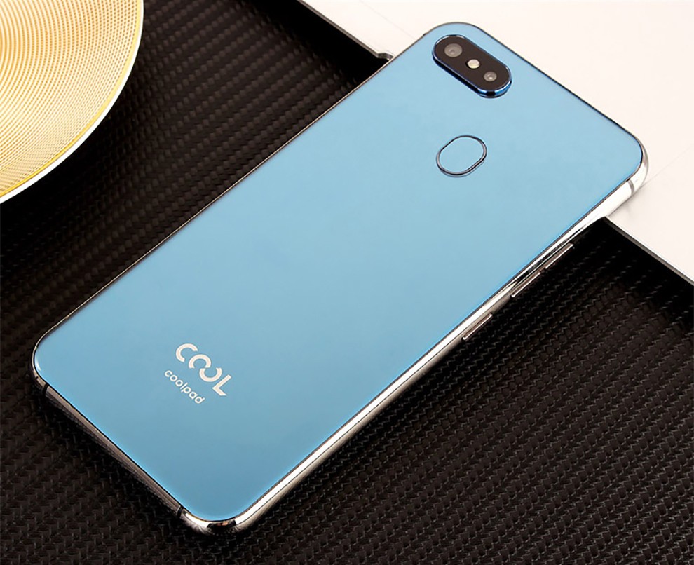 酷派(coolpad) 酷玩7 刘海全面屏 高清双摄 6gb 128gb 移动联通电信4g