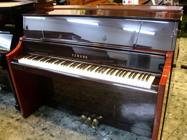 雅马哈(yamaha)钢琴 m1a w116wt mi101a mi101b mi102 mi201 mi301