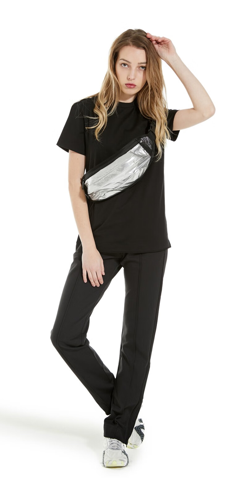 y3logossteey3女士基础款短袖无忧搭t恤31fn3459黑色s