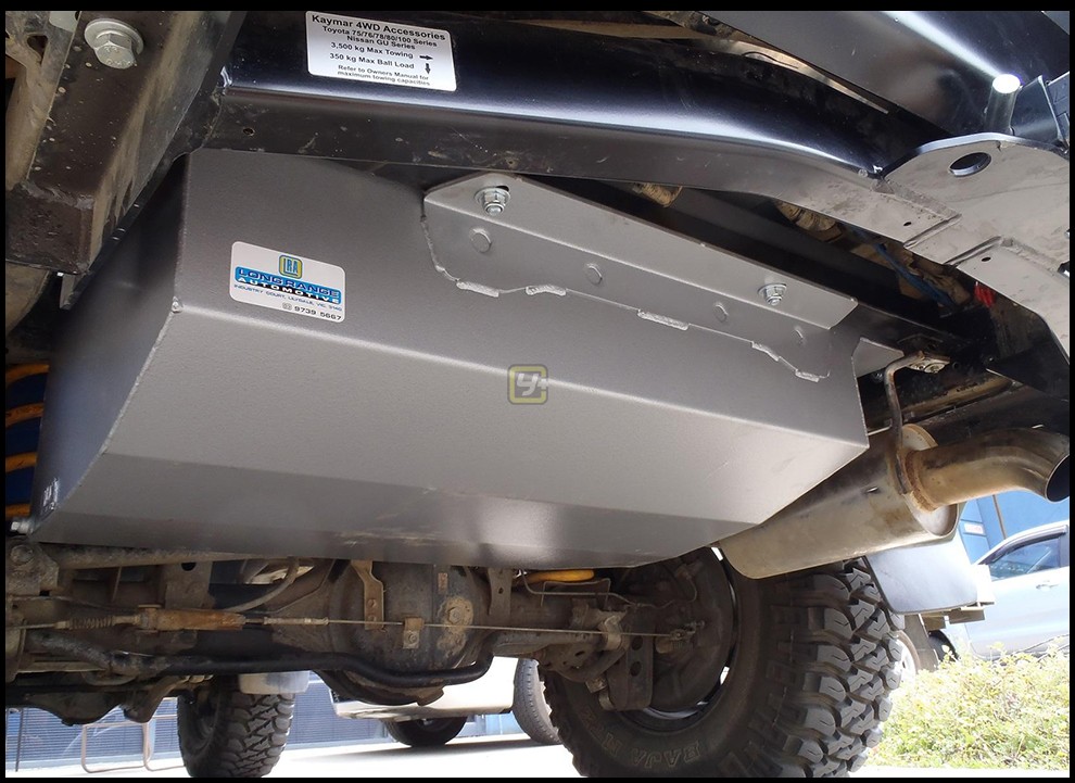 运良改装lc100陆巡160升lra替换原车副油箱加大续航油桶lc100lra越野