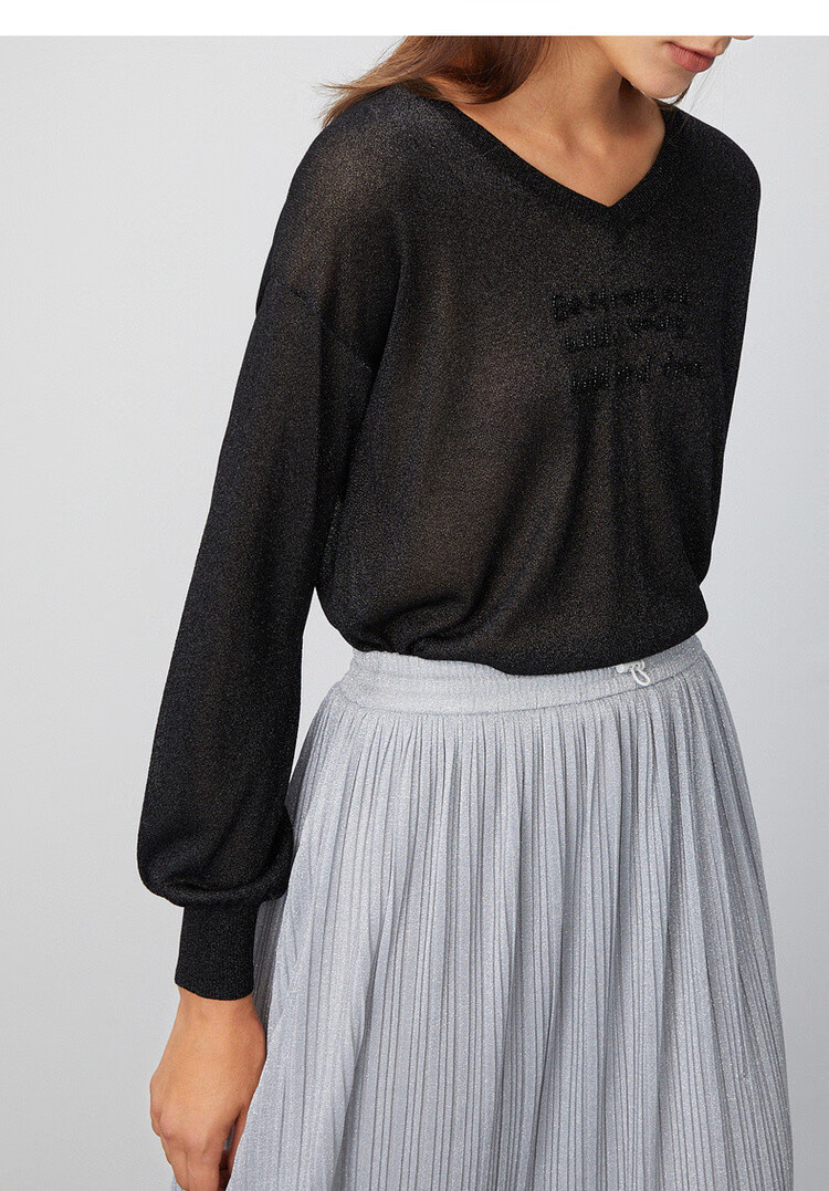 初语20年春装新款 字母钉珠落*笼袖宽松套头针织衫女 黑色 m