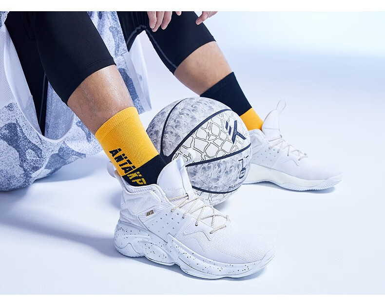 安踏探界1篮球鞋要疯篮球战靴春季新款外场实战高帮包裹减震耐磨球鞋