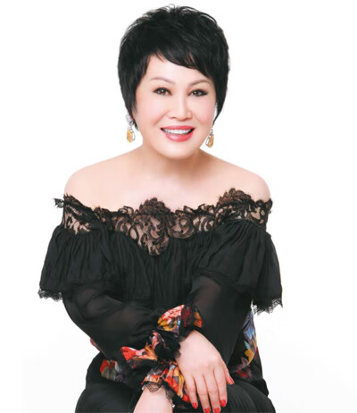 中国绅士靳羽西