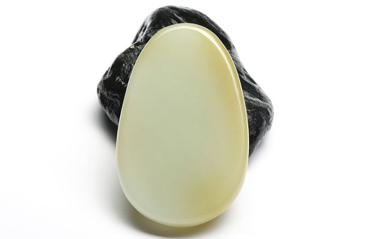 七彩云南 和田玉 龙头 白玉吊坠玉坠挂件 男女