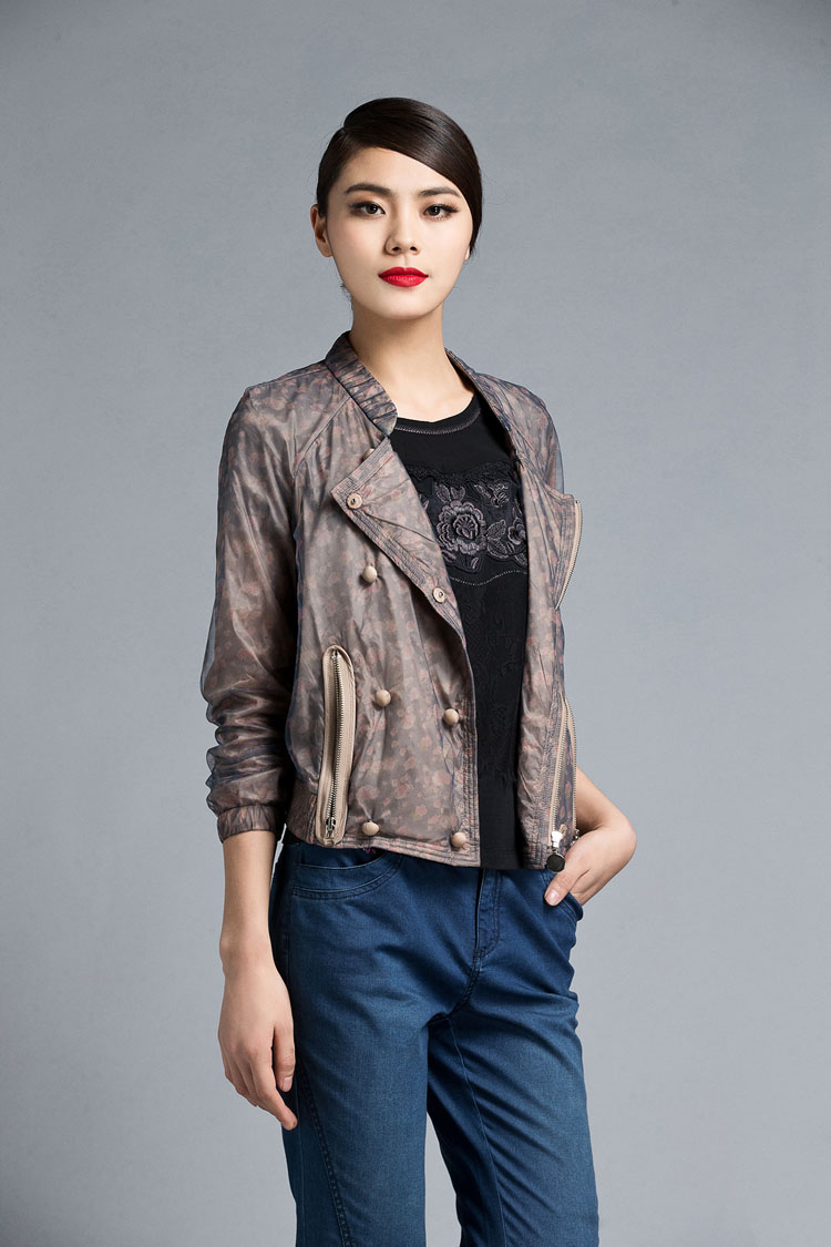 渔牌f13a3059 浅栗色双排扣短款方领春装外套 专柜价1198 浅栗 s