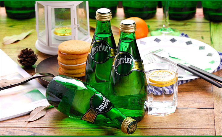 【12瓶】法国perrier/巴黎水进口含气矿泉水原味青柠檬味气泡水330ml