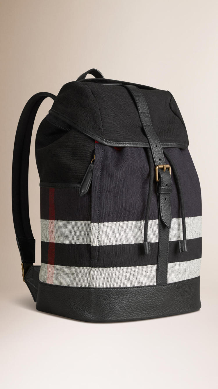 巴宝莉/burberry 新款男士时尚 canvas 格纹双肩包 黑色 39767211