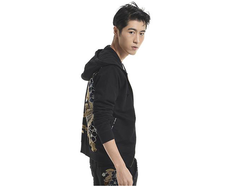 oniarai鬼洗 潮牌男装 泥棒蓝月下鲤金标卫衣男 6nob51 88 m