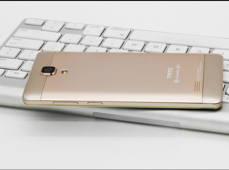 
                                        世纪星(TETC)S7  移动4G 智能手机双卡双待 土豪金                