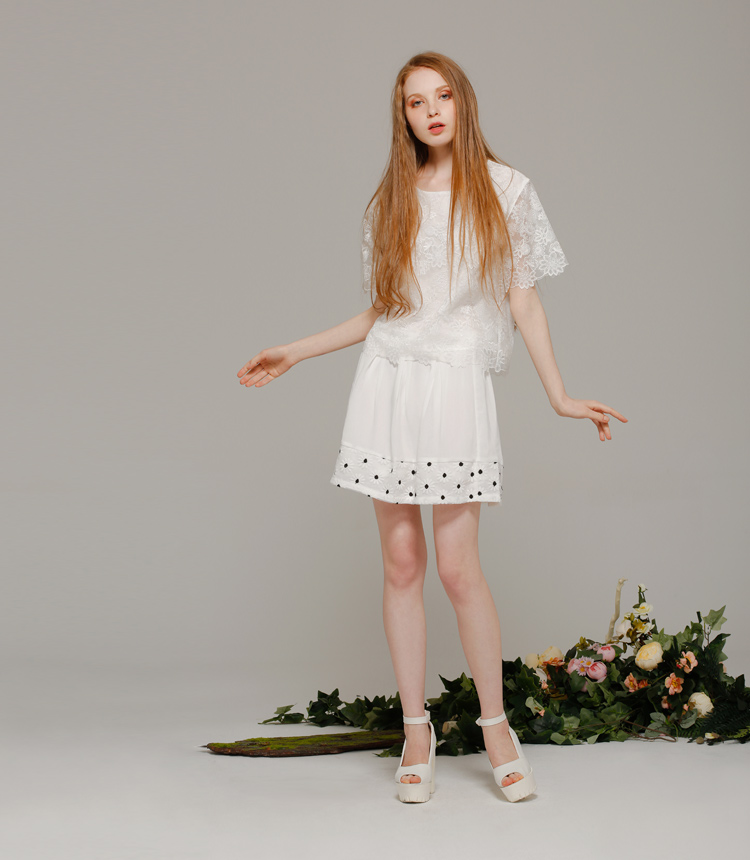 chartres 2015夏款女装 甜美蕾丝网纱花边圆领短袖上衣衬衫 c365