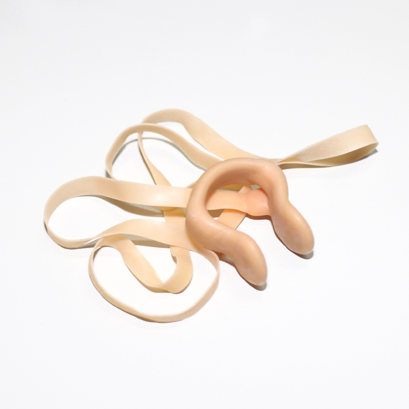 游泳 专业带绳硅胶 钢丝 游泳 佩戴舒适 男女通用 钢丝鼻夹