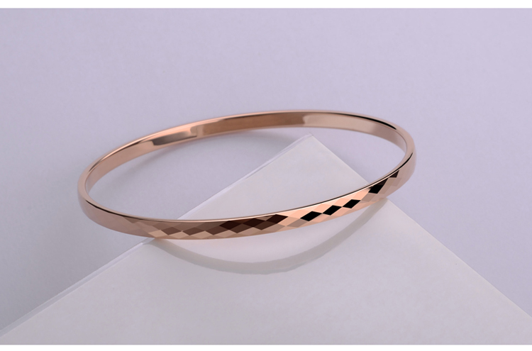 飒雅 玫瑰金手镯子女士手环钨金时尚首饰品配饰情人节生日礼物 60mm